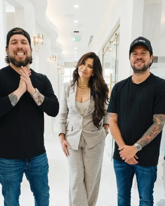 Los Pichy Boys — Dúo de comedia · YouTubers de Miami · Art Dental Studio
