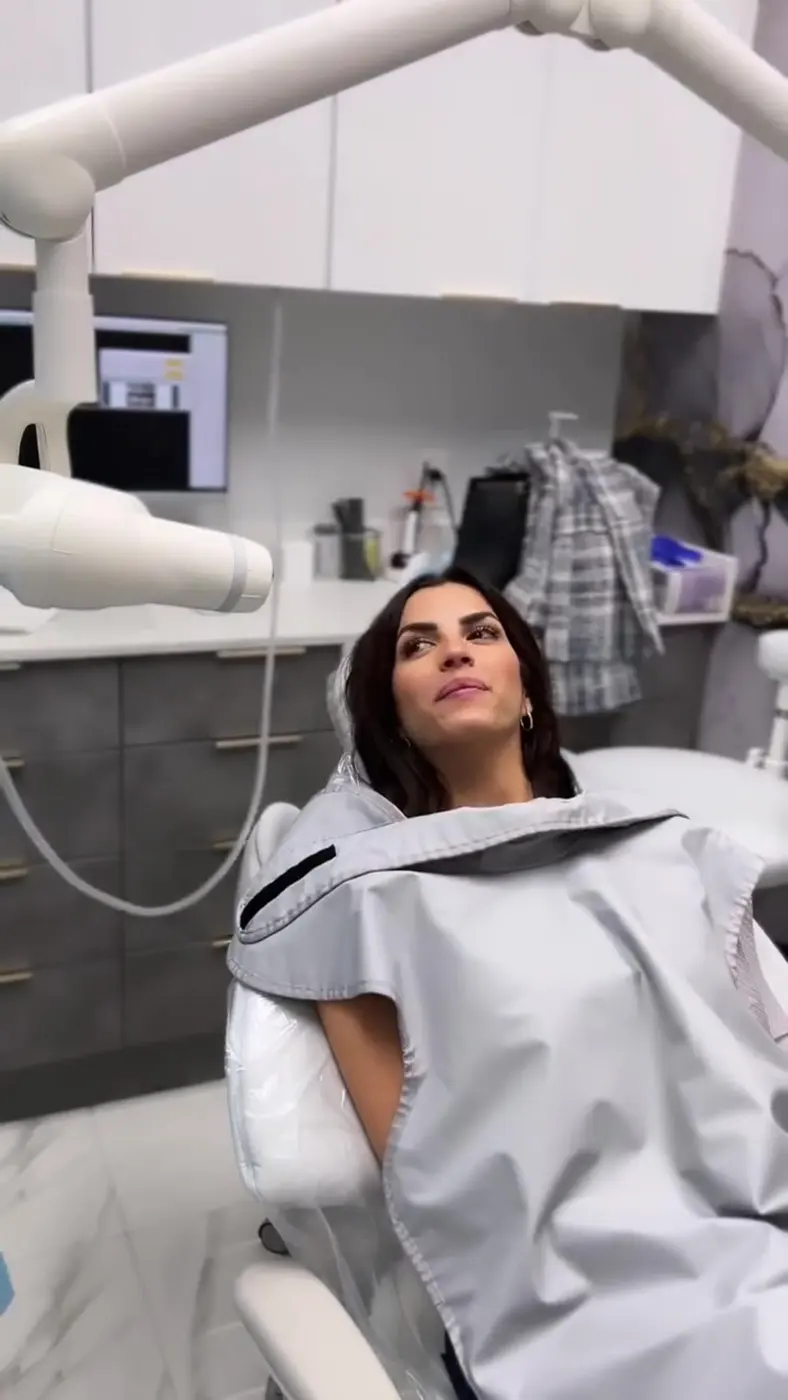 Annaby Pozo at Art Dental Studio
