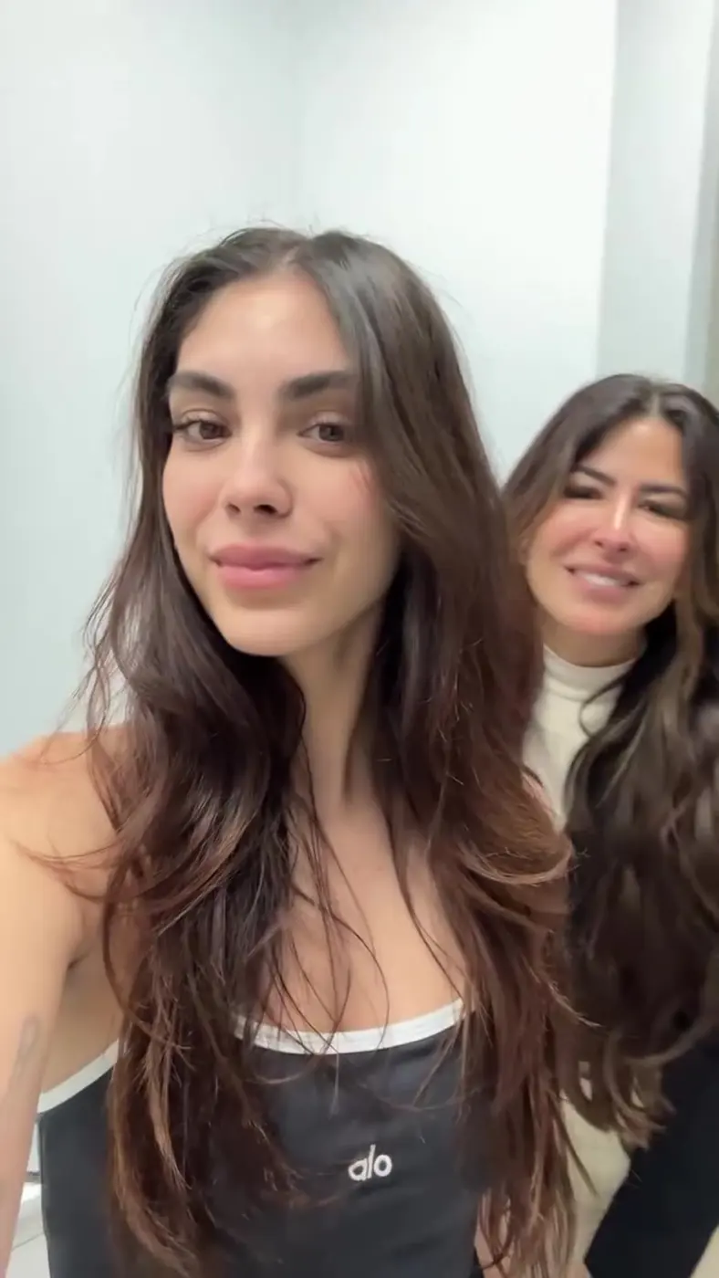 Carmen Ajo behind the scenes at Art Dental Studio