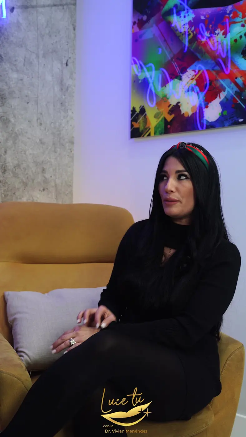Behind the scenes of Heydy González's video at Art Dental Studio